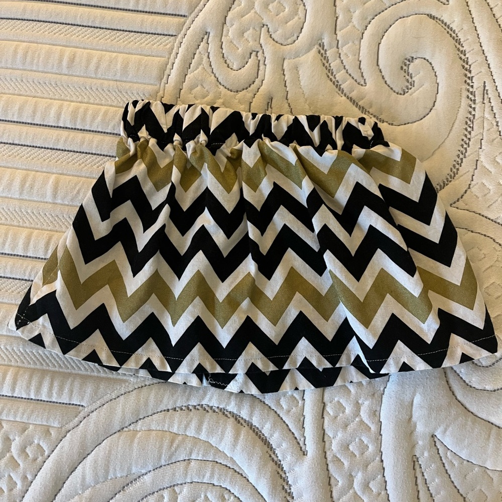 Baby/toddler Black and Gold Chevron Skirt